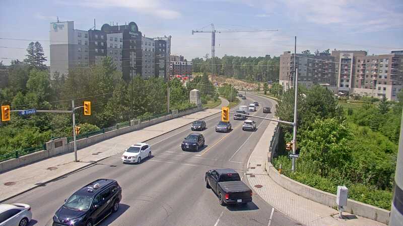 Traffic camera image at 2025-06-30 17:45:25