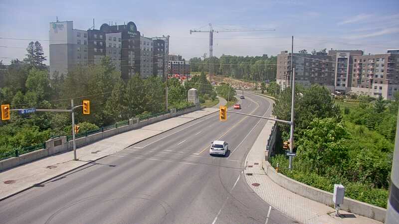 Traffic camera image at 2025-06-30 18:05:20