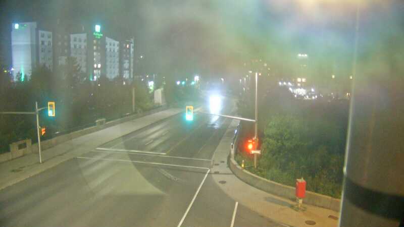Traffic camera image at 2025-07-31 04:25:18
