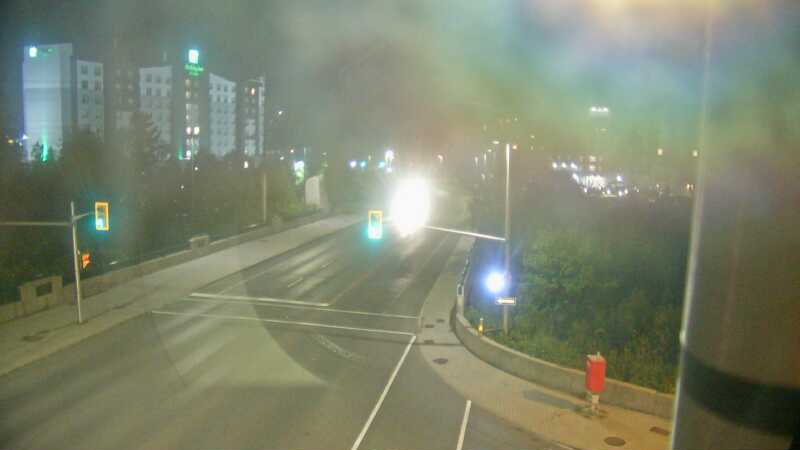 Traffic camera image at 2025-07-31 04:30:19