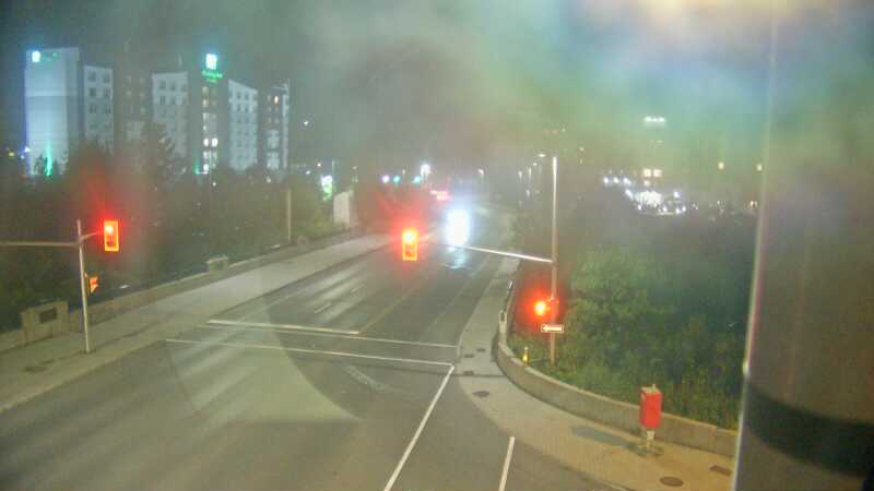 Traffic camera image at 2025-07-31 05:30:22