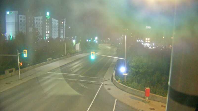 Traffic camera image at 2025-07-31 05:40:21