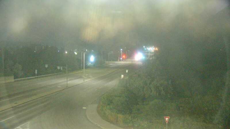 Traffic camera image at 2025-08-04 01:55:24