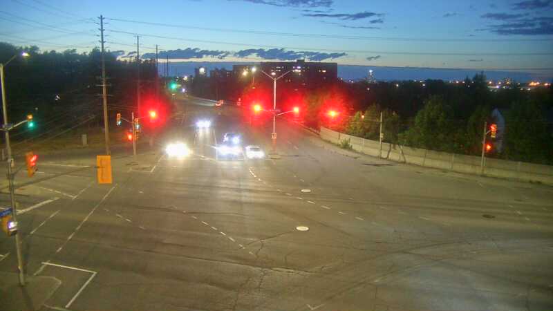 Traffic camera image at 2025-08-25 00:30:19