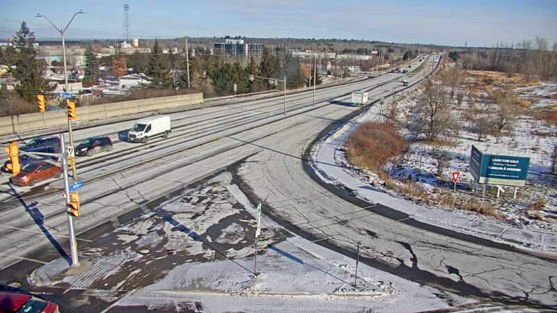 Traffic camera image at 2024-12-21 17:05:52