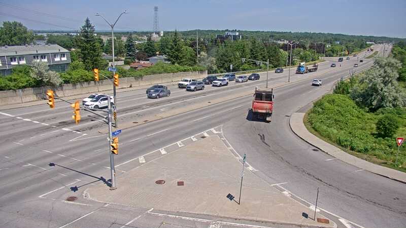 Traffic camera image at 2025-06-30 17:00:26