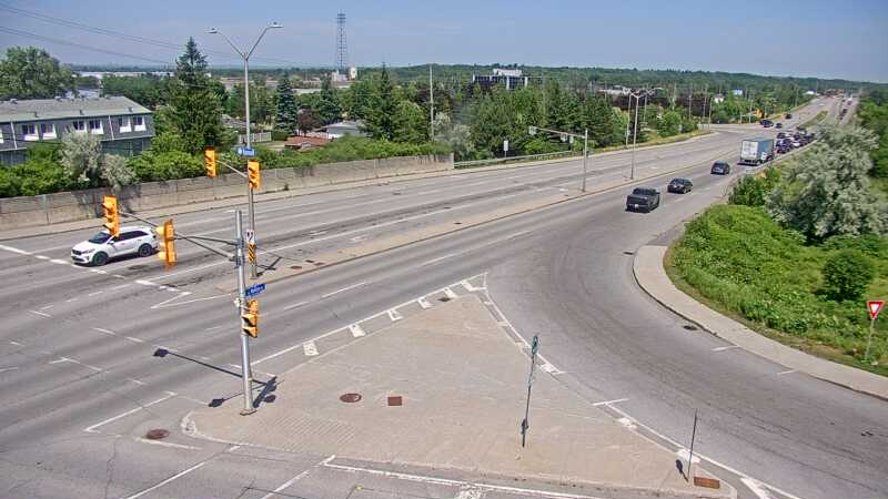 Traffic camera image at 2025-06-30 18:05:20