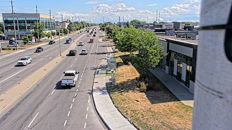 Traffic camera image at 2025-08-24 15:25:23