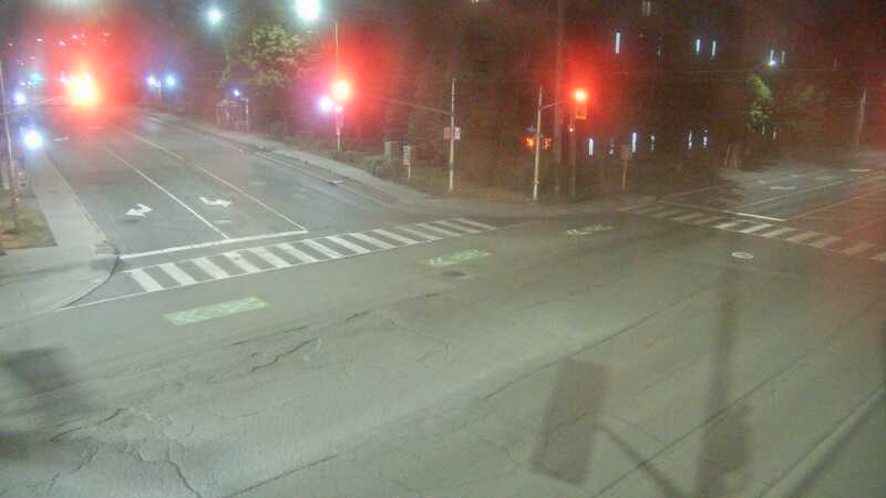 Traffic camera image at 2025-08-25 02:40:17