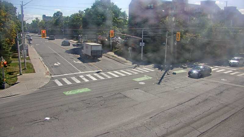 Traffic camera image at 2025-09-14 18:05:22