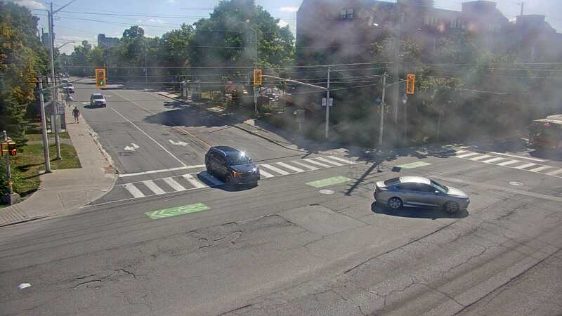Traffic camera image at 2025-09-14 18:15:22