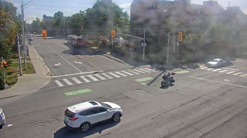 Traffic camera image at 2025-09-14 18:20:20