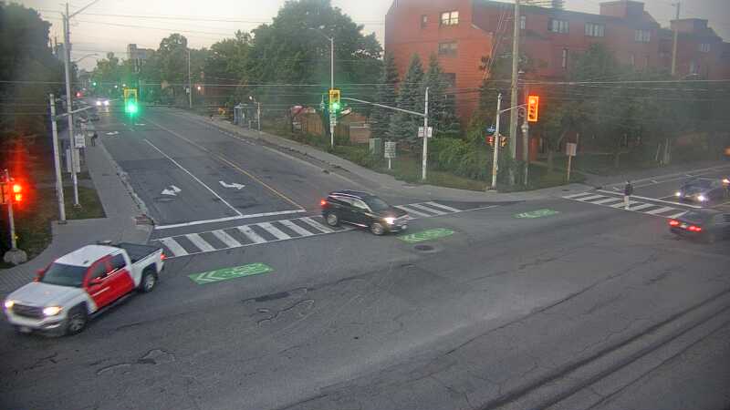 Traffic camera image at 2025-09-18 10:40:17