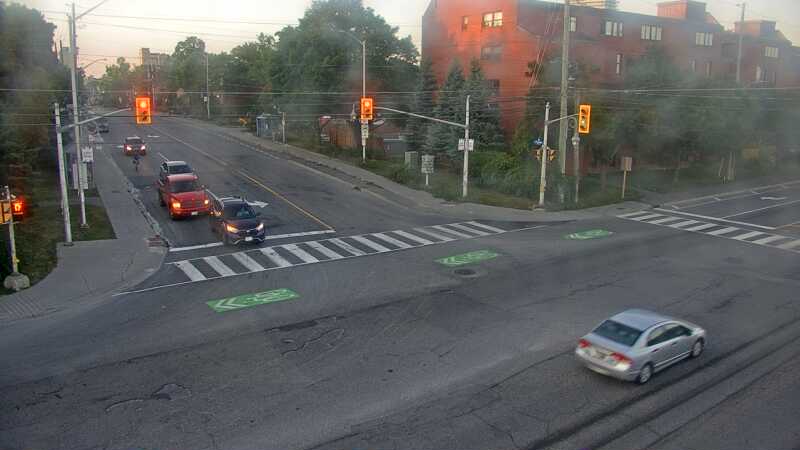 Traffic camera image at 2025-09-18 11:05:20