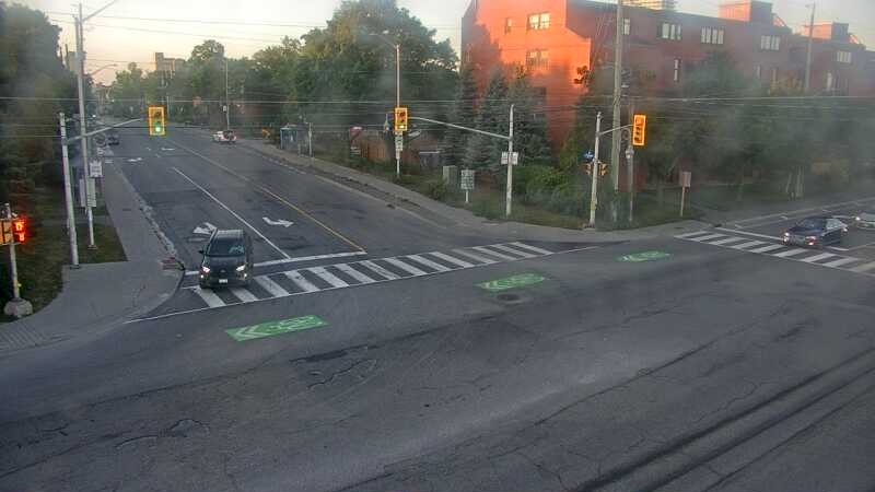 Traffic camera image at 2025-09-18 11:10:23