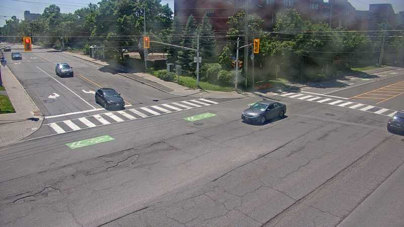 Traffic camera image at 2025-06-30 16:40:20