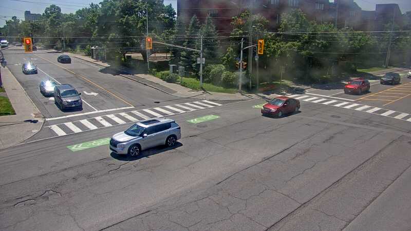 Traffic camera image at 2025-06-30 16:45:27