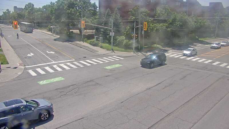 Traffic camera image at 2025-06-30 17:05:27