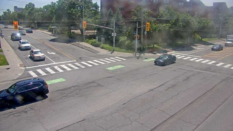 Traffic camera image at 2025-06-30 17:45:26