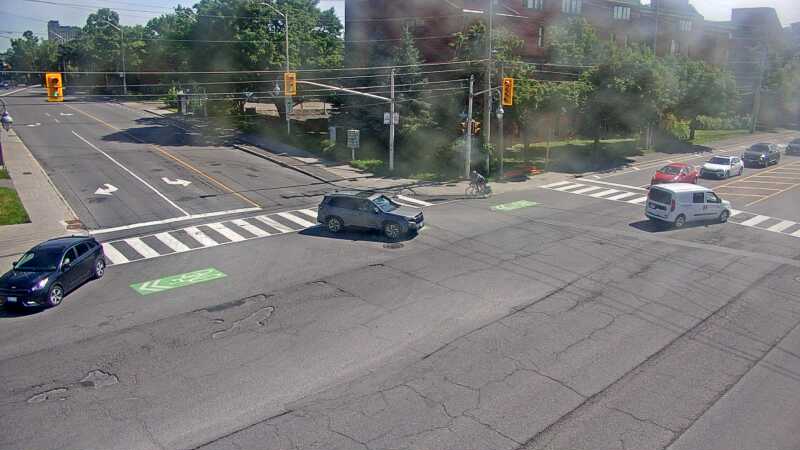 Traffic camera image at 2025-06-30 19:50:29