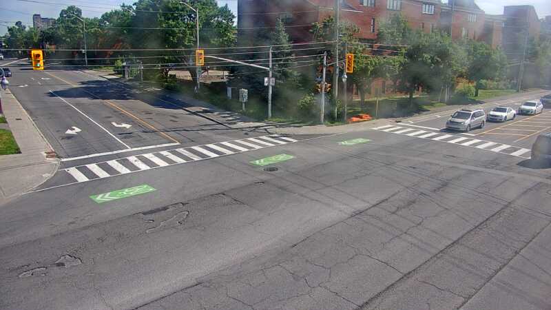 Traffic camera image at 2025-06-30 20:30:40