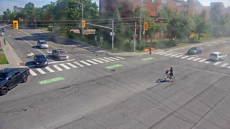 Traffic camera image at 2025-06-30 20:50:21