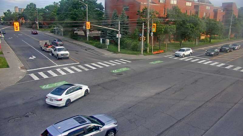 Traffic camera image at 2025-06-30 23:30:36