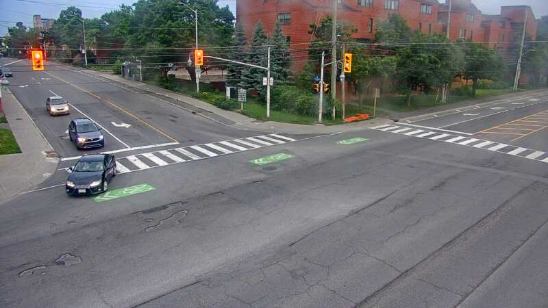 Traffic camera image at 2025-07-01 00:20:21