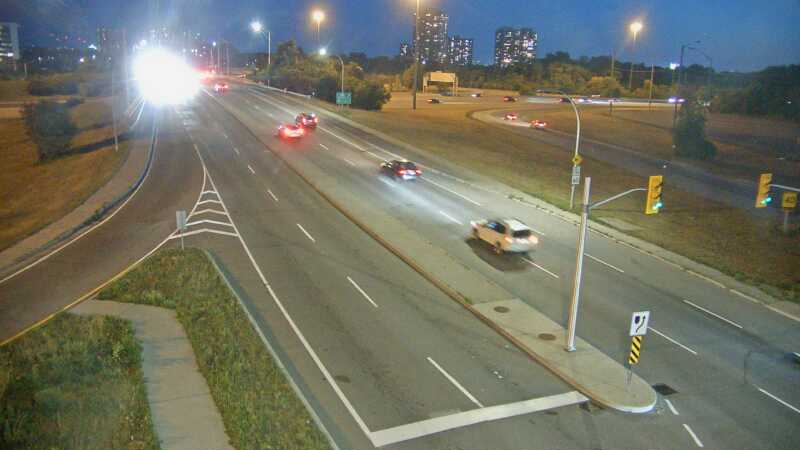Traffic camera image at 2025-08-25 00:35:19