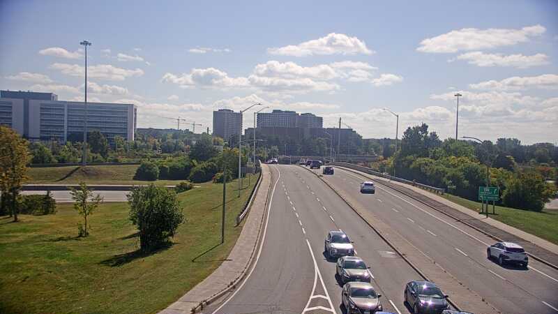 Traffic camera image at 2025-09-14 17:35:21