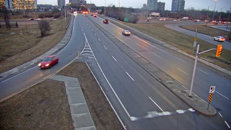 Traffic camera image at 2025-03-25 10:50:14