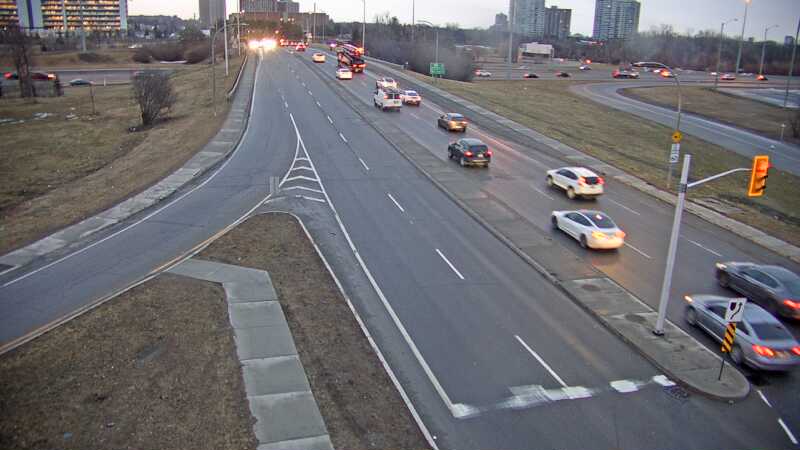 Traffic camera image at 2025-03-25 10:55:17
