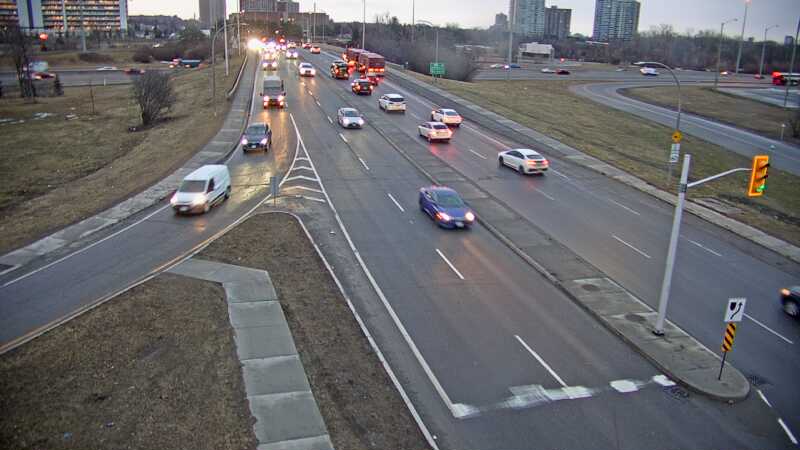 Traffic camera image at 2025-03-25 11:00:14