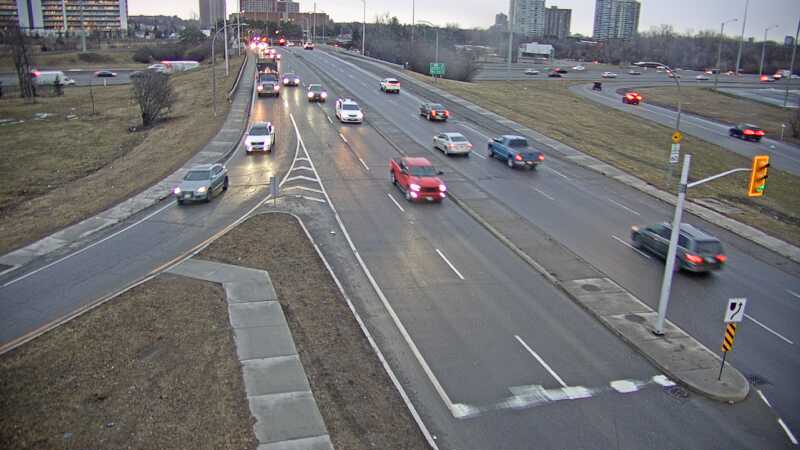 Traffic camera image at 2025-03-25 11:05:15