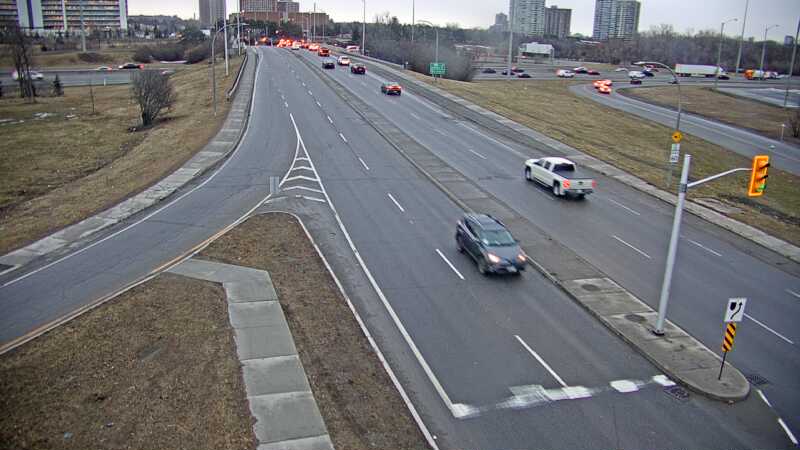 Traffic camera image at 2025-03-25 11:10:15