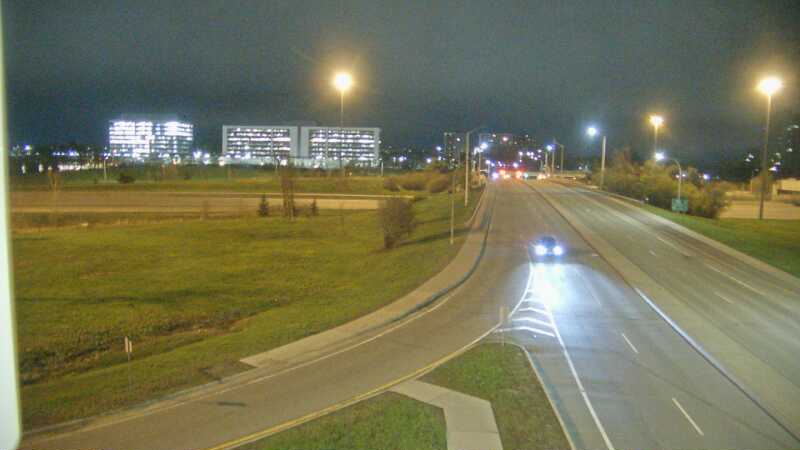 Traffic camera image at 2025-05-09 07:05:18