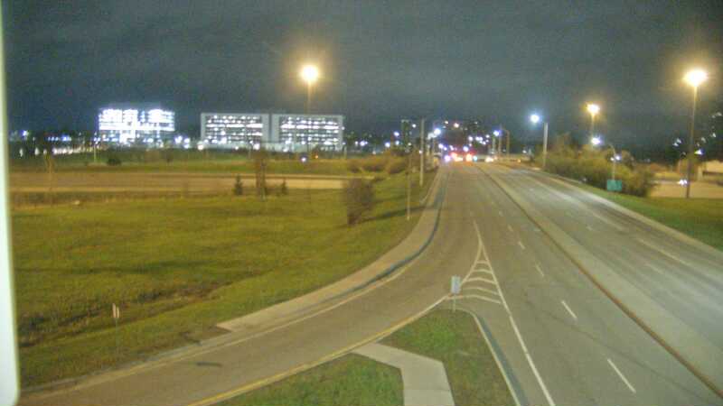 Traffic camera image at 2025-05-09 07:20:15