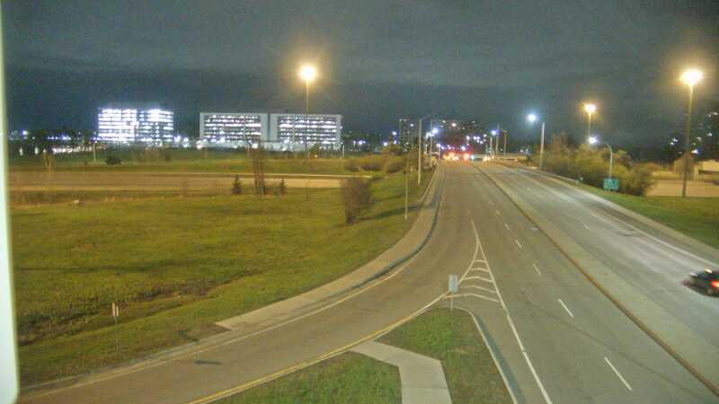 Traffic camera image at 2025-05-09 07:35:55
