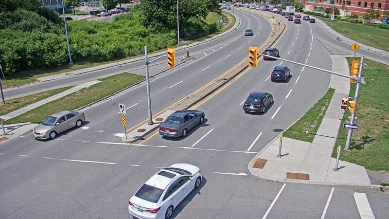 Traffic camera image at 2025-06-30 17:55:20