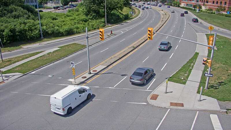Traffic camera image at 2025-06-30 18:15:18