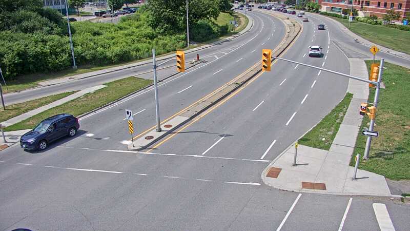 Traffic camera image at 2025-06-30 18:36:53