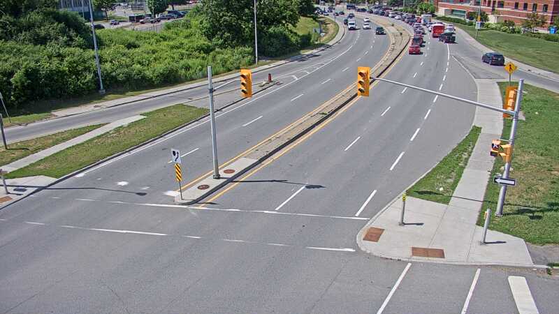 Traffic camera image at 2025-06-30 18:55:23