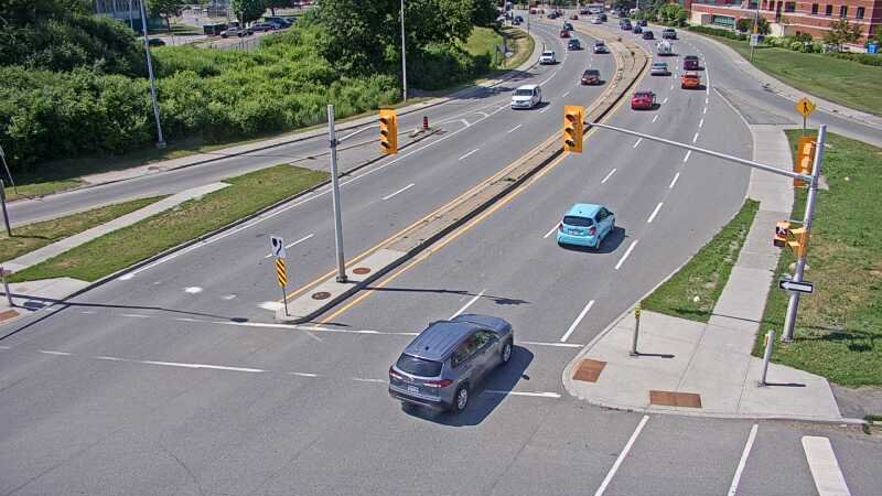 Traffic camera image at 2025-06-30 19:20:19