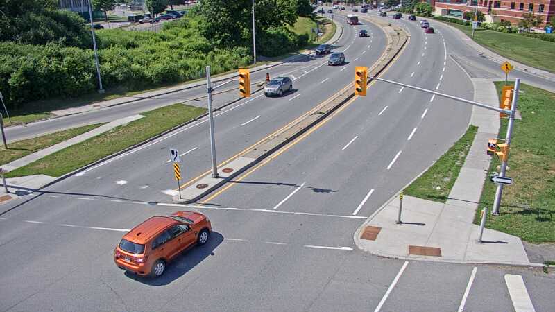 Traffic camera image at 2025-06-30 19:25:22