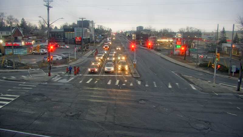 Traffic camera image at 2025-03-25 11:10:15