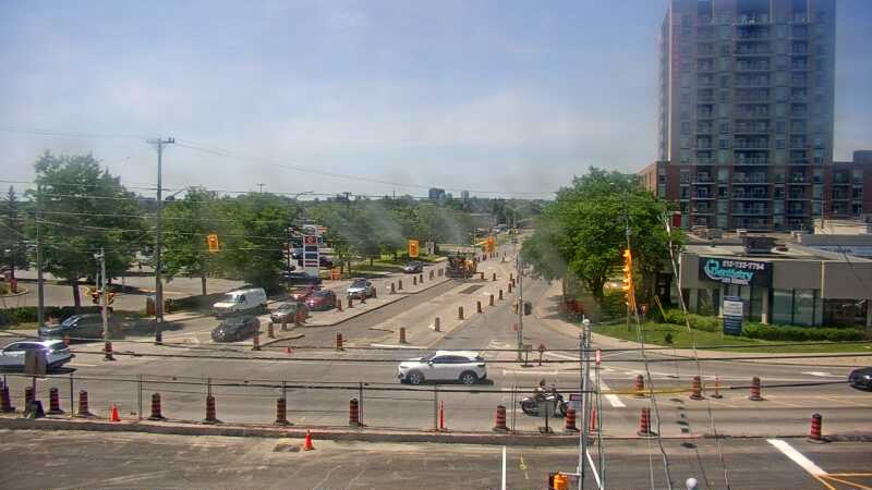 Traffic camera image at 2025-06-30 17:00:27
