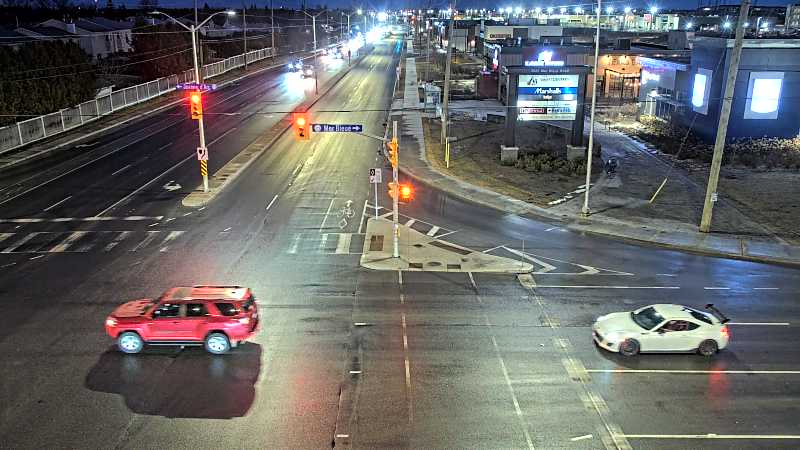 Traffic camera image at 2025-03-25 10:25:14