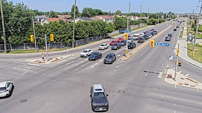 Traffic camera image at 2025-06-30 18:25:23