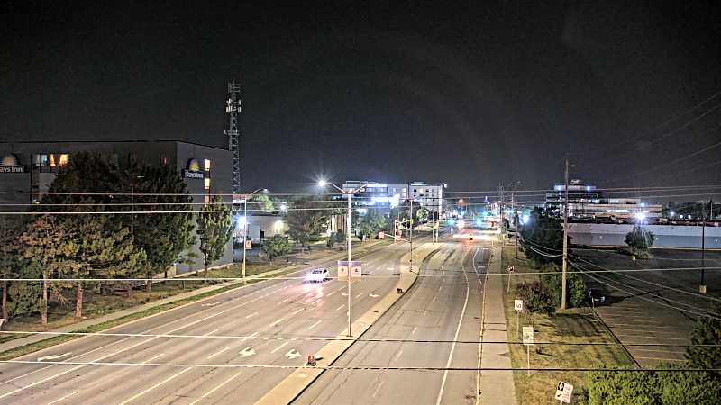 Traffic camera image at 2025-08-04 02:15:18