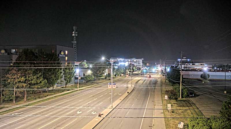 Traffic camera image at 2025-08-04 02:25:23